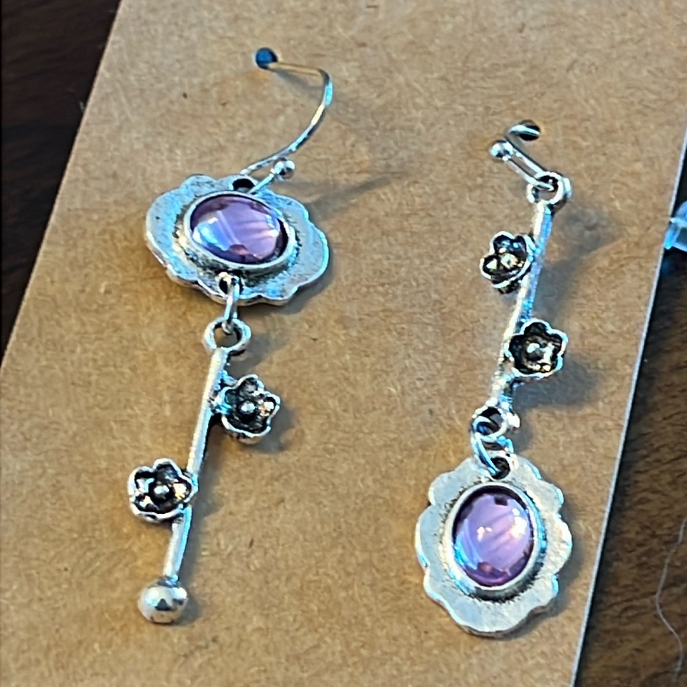 Asymmetrical flower earrings-NWT